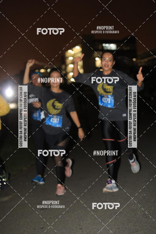 Buy your photos of the eventUP Night Run 2019 - So Paulo on Fotop