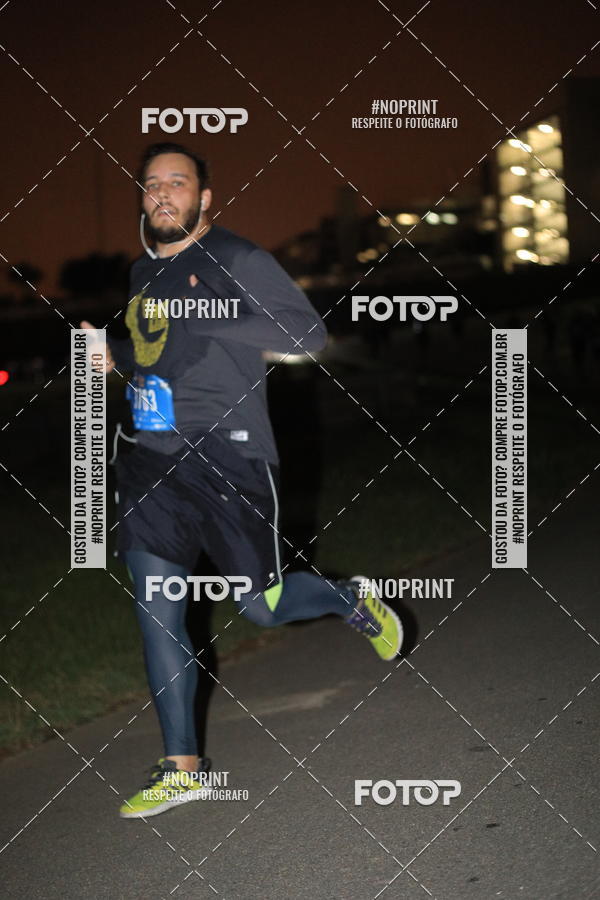Buy your photos of the eventUP Night Run 2019 - So Paulo on Fotop