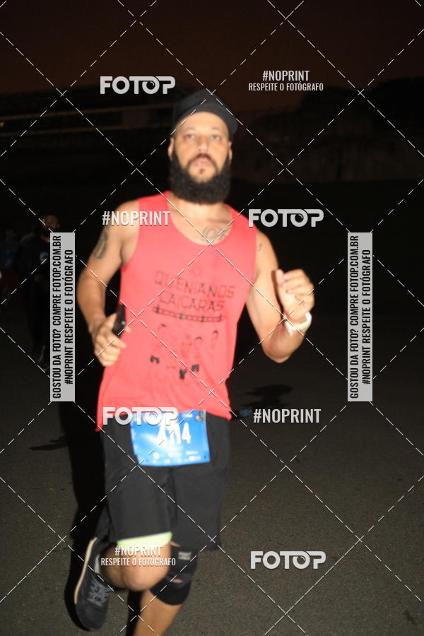 Buy your photos of the eventUP Night Run 2019 - So Paulo on Fotop