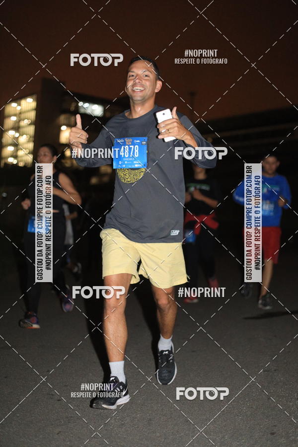 Buy your photos of the eventUP Night Run 2019 - So Paulo on Fotop