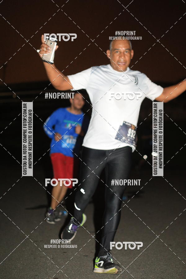 Buy your photos of the eventUP Night Run 2019 - So Paulo on Fotop
