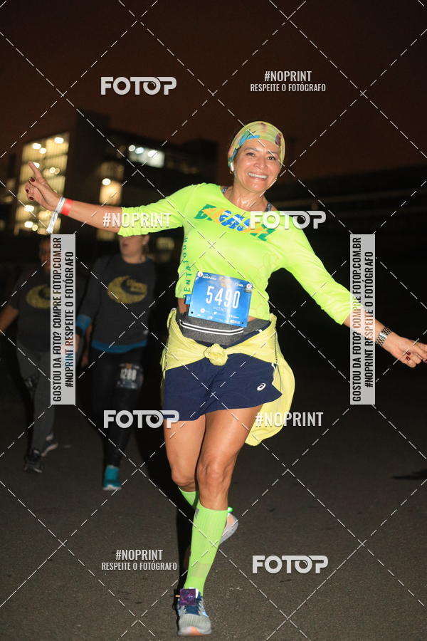 Buy your photos of the eventUP Night Run 2019 - So Paulo on Fotop