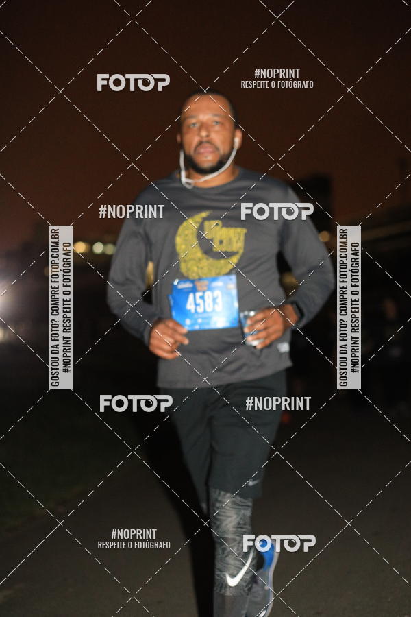 Buy your photos of the eventUP Night Run 2019 - So Paulo on Fotop