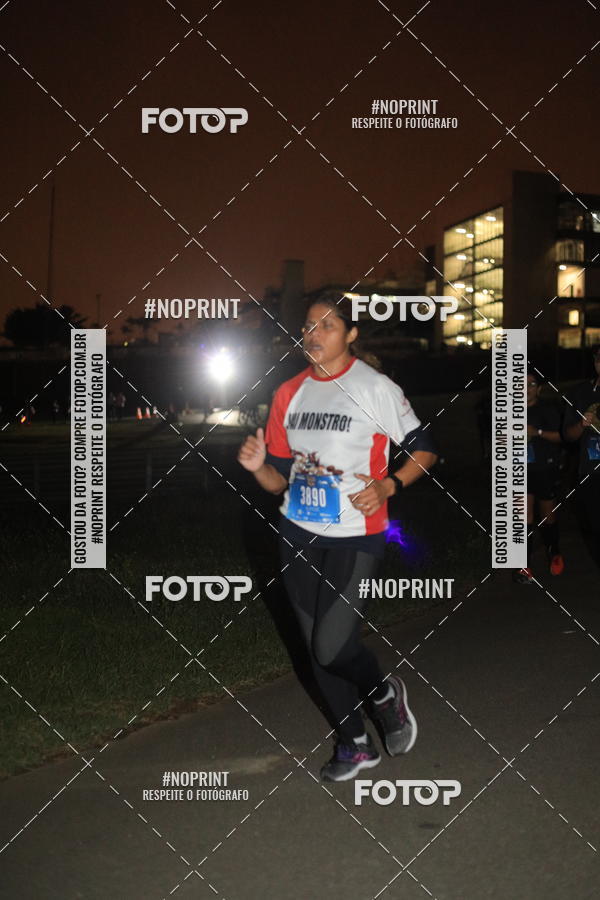 Buy your photos of the eventUP Night Run 2019 - So Paulo on Fotop