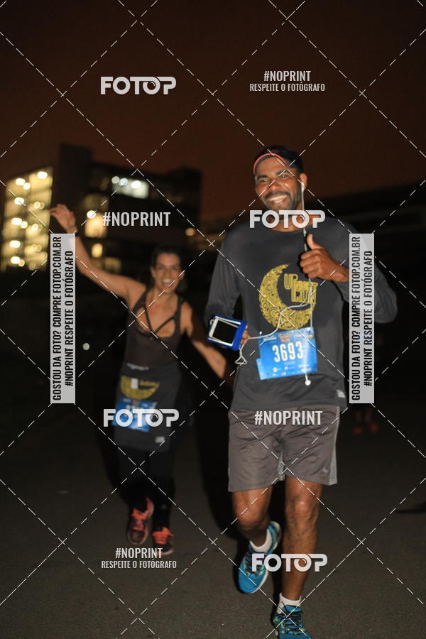 Buy your photos of the eventUP Night Run 2019 - So Paulo on Fotop