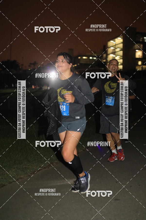 Buy your photos of the eventUP Night Run 2019 - So Paulo on Fotop