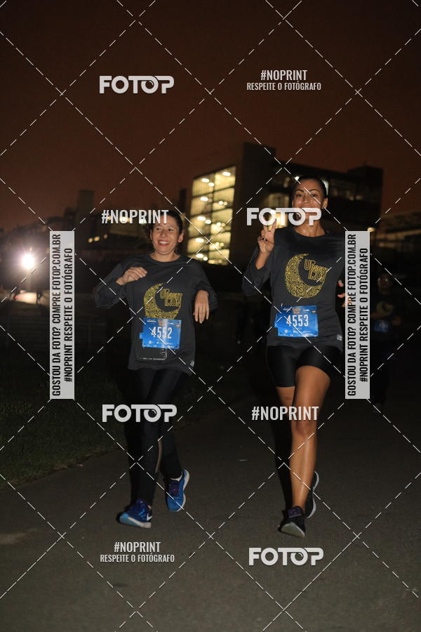 Buy your photos of the eventUP Night Run 2019 - So Paulo on Fotop