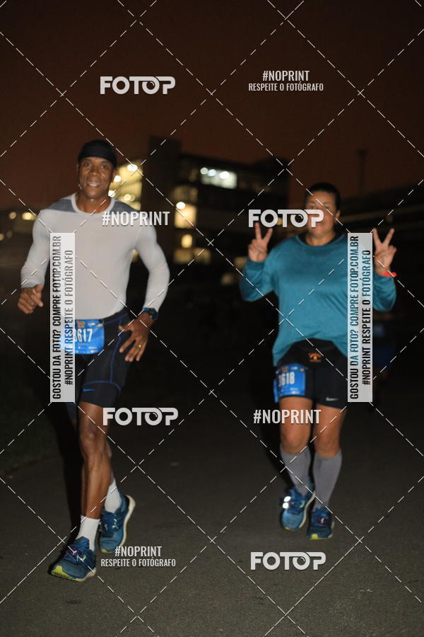 Buy your photos of the eventUP Night Run 2019 - So Paulo on Fotop