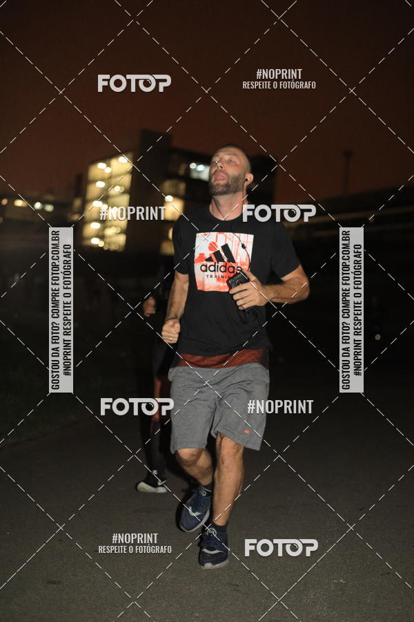 Buy your photos of the eventUP Night Run 2019 - So Paulo on Fotop