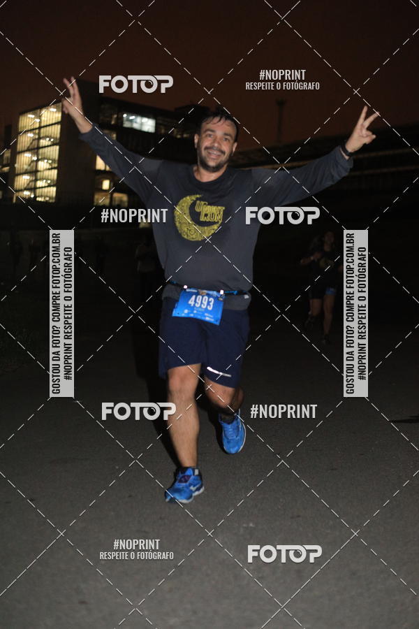Buy your photos of the eventUP Night Run 2019 - So Paulo on Fotop