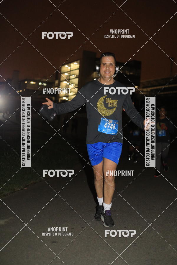 Buy your photos of the eventUP Night Run 2019 - So Paulo on Fotop