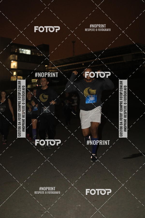 Buy your photos of the eventUP Night Run 2019 - So Paulo on Fotop