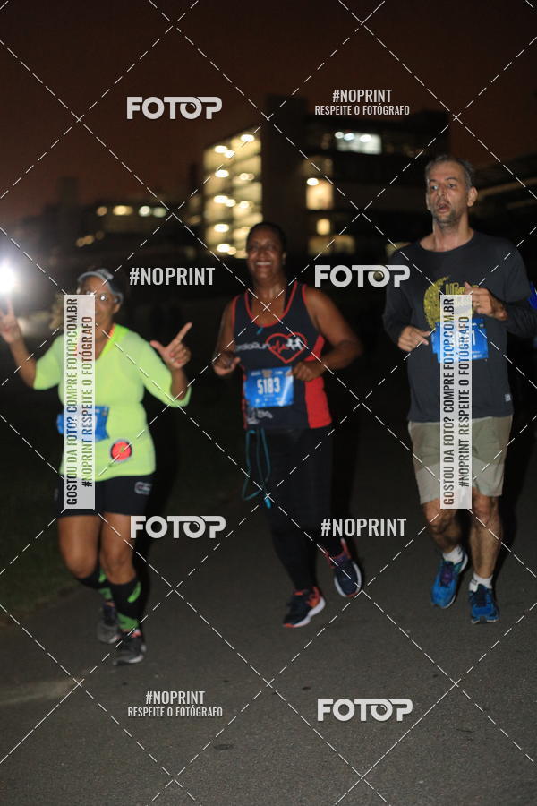 Buy your photos of the eventUP Night Run 2019 - So Paulo on Fotop