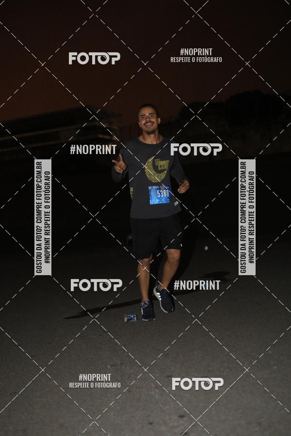 Buy your photos of the eventUP Night Run 2019 - So Paulo on Fotop
