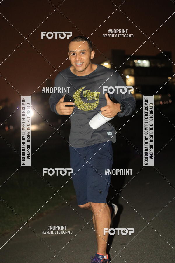 Buy your photos of the eventUP Night Run 2019 - So Paulo on Fotop