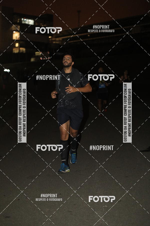 Buy your photos of the eventUP Night Run 2019 - So Paulo on Fotop