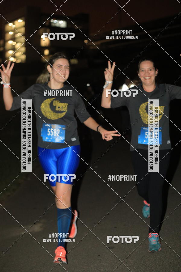 Buy your photos of the eventUP Night Run 2019 - So Paulo on Fotop