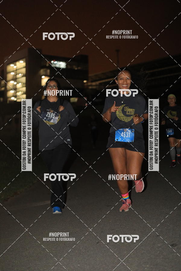 Buy your photos of the eventUP Night Run 2019 - So Paulo on Fotop