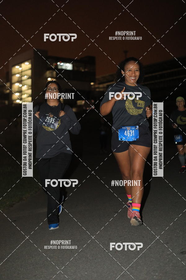 Buy your photos of the eventUP Night Run 2019 - So Paulo on Fotop