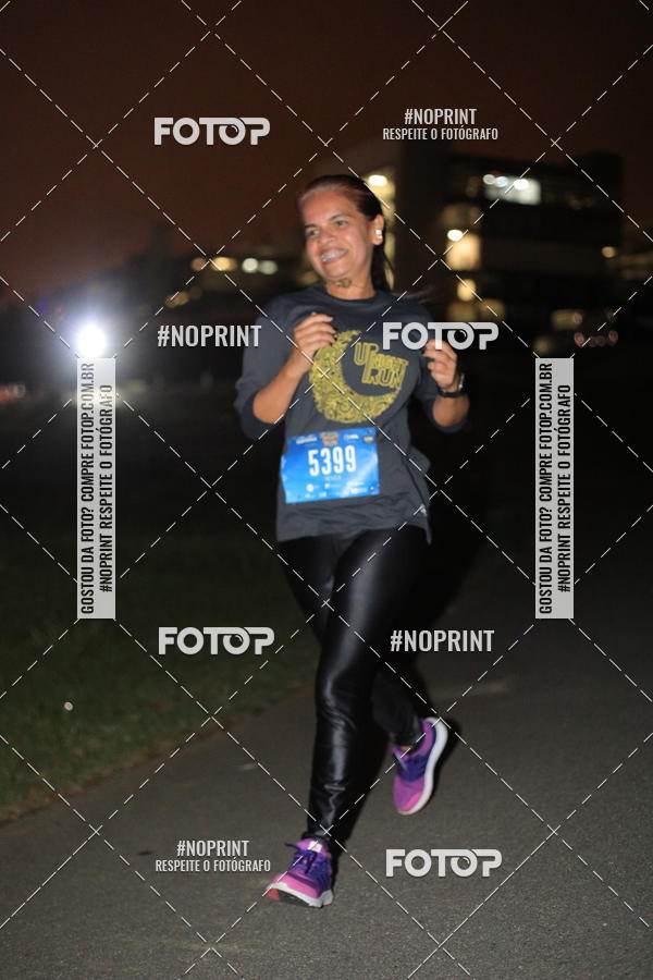 Buy your photos of the eventUP Night Run 2019 - So Paulo on Fotop