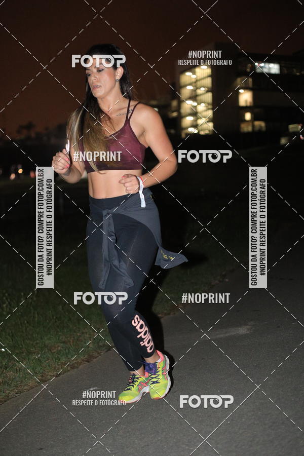 Buy your photos of the eventUP Night Run 2019 - So Paulo on Fotop
