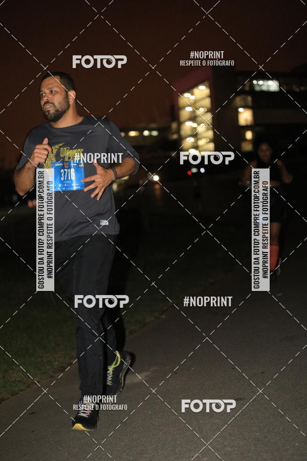 Buy your photos of the eventUP Night Run 2019 - So Paulo on Fotop