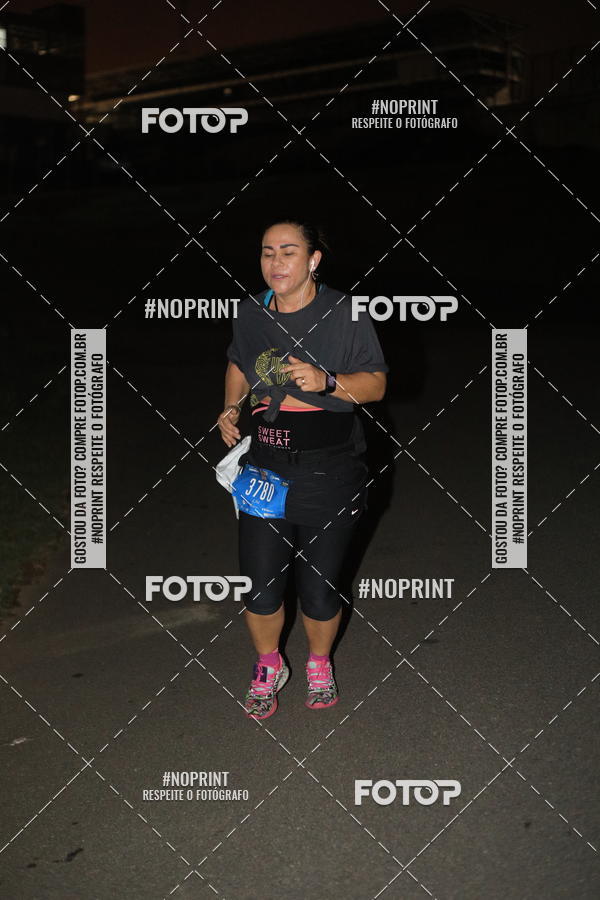 Buy your photos of the eventUP Night Run 2019 - So Paulo on Fotop