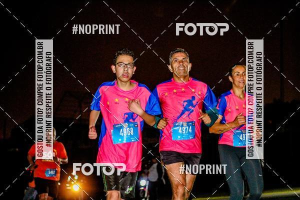 Buy your photos of the eventUP Night Run 2019 - So Paulo on Fotop
