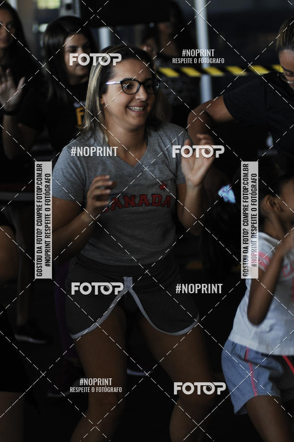 Buy your photos of the eventHorto Fitness - Entra na Roda e Dan�a (2� Edi��o) on Fotop