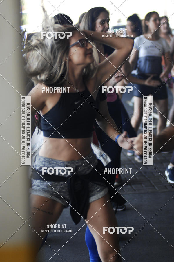 Buy your photos of the eventHorto Fitness - Entra na Roda e Dan�a (2� Edi��o) on Fotop