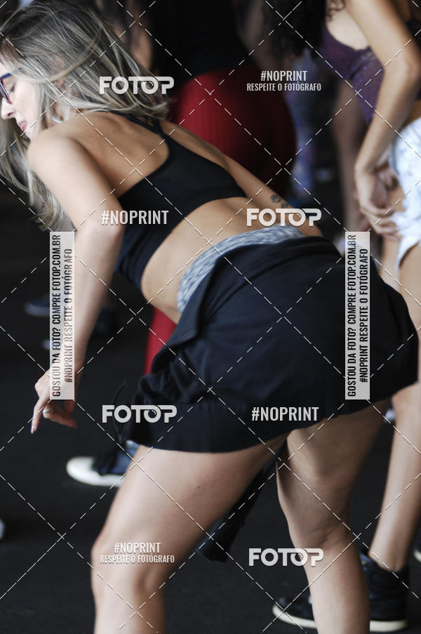 Buy your photos of the eventHorto Fitness - Entra na Roda e Dan�a (2� Edi��o) on Fotop