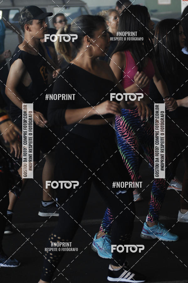 Buy your photos of the eventHorto Fitness - Entra na Roda e Dan�a (2� Edi��o) on Fotop