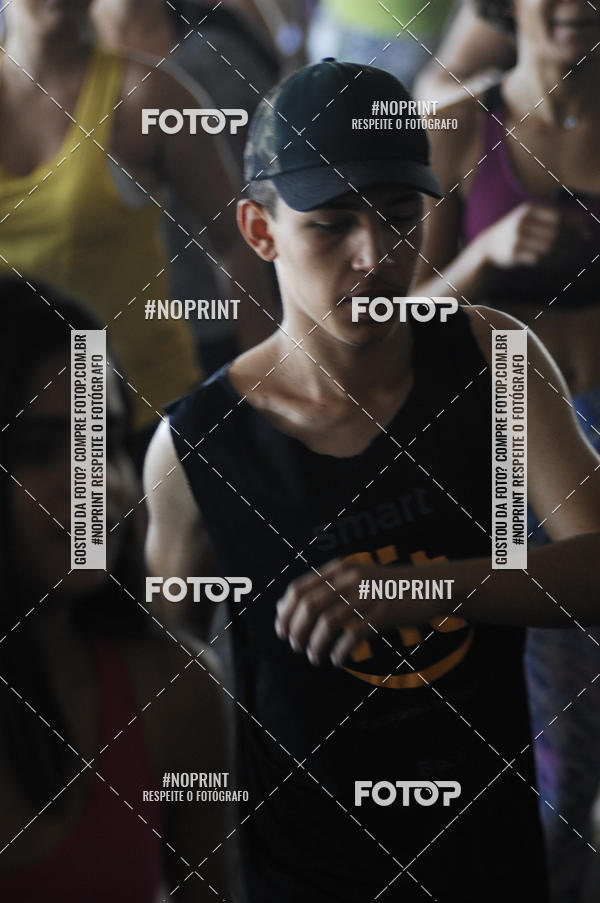 Buy your photos of the eventHorto Fitness - Entra na Roda e Dan�a (2� Edi��o) on Fotop