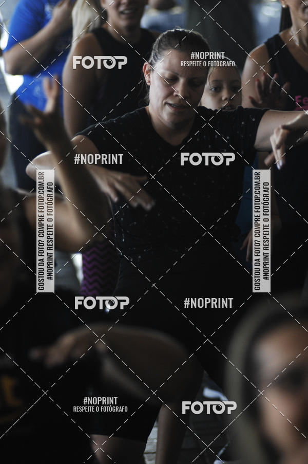 Buy your photos of the eventHorto Fitness - Entra na Roda e Dan�a (2� Edi��o) on Fotop
