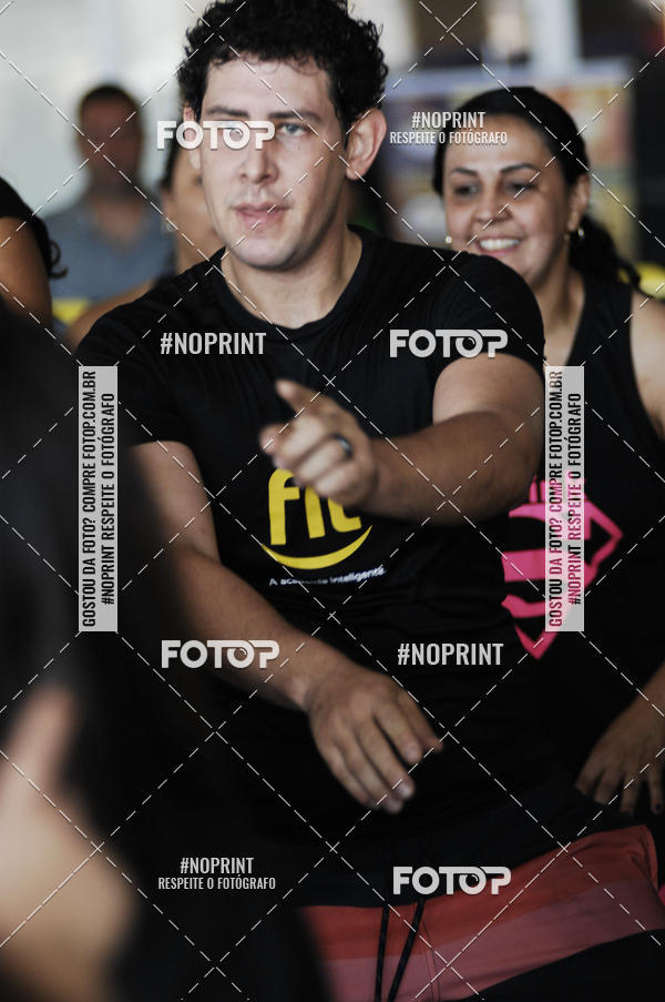 Buy your photos of the eventHorto Fitness - Entra na Roda e Dan�a (2� Edi��o) on Fotop