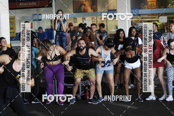 Buy your photos of the eventHorto Fitness - Entra na Roda e Dan�a (2� Edi��o) on Fotop