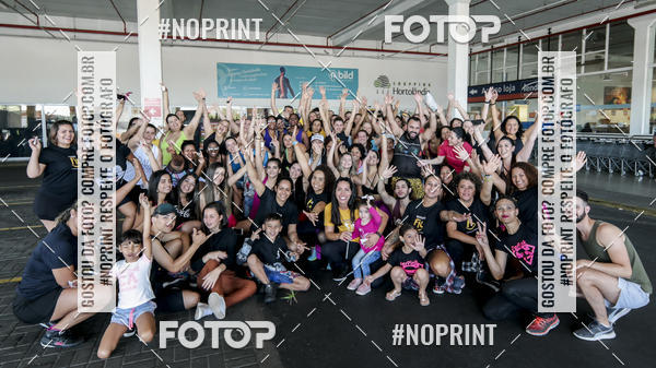 Buy your photos of the eventHorto Fitness - Entra na Roda e Dan�a (2� Edi��o) on Fotop