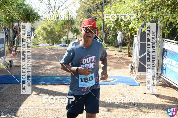 Buy your photos of the eventOut Run Trail on Fotop