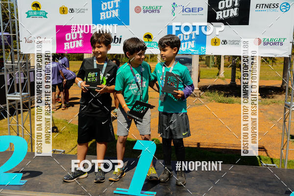 Buy your photos of the eventOut Run Trail on Fotop