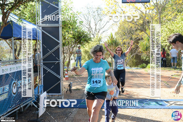 Buy your photos of the eventOut Run Trail on Fotop