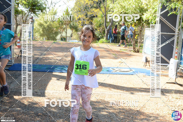 Buy your photos of the eventOut Run Trail on Fotop