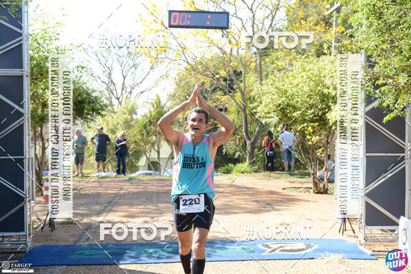 Buy your photos of the eventOut Run Trail on Fotop