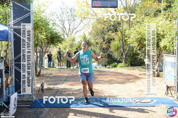 Buy your photos of the eventOut Run Trail on Fotop