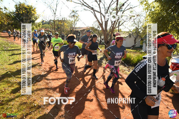 Buy your photos of the eventOut Run Trail on Fotop