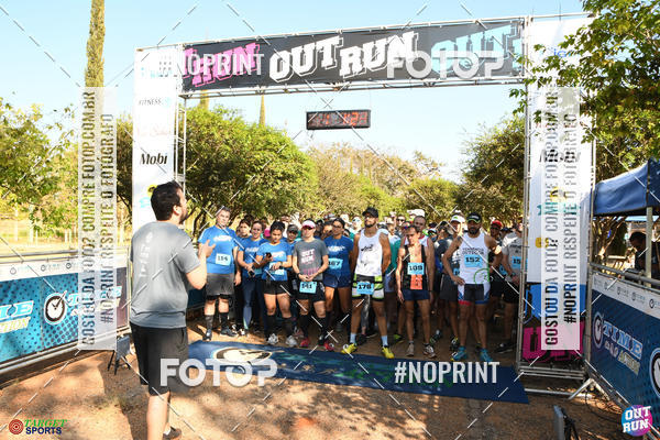 Buy your photos of the eventOut Run Trail on Fotop