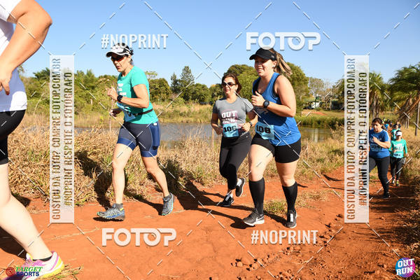 Buy your photos of the eventOut Run Trail on Fotop