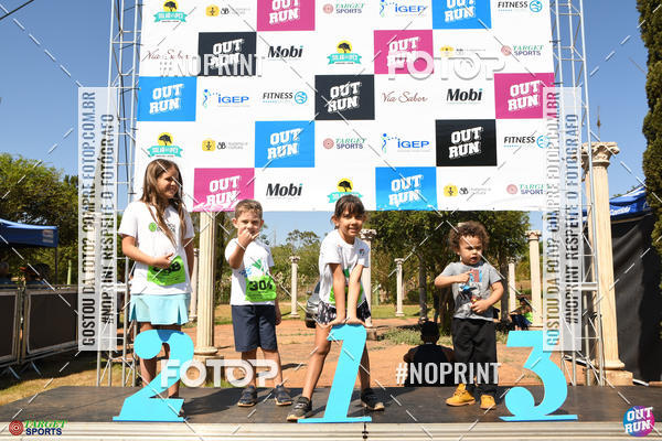 Buy your photos of the eventOut Run Trail on Fotop