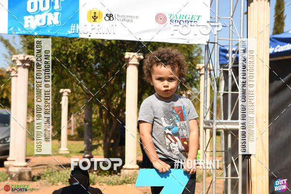 Buy your photos of the eventOut Run Trail on Fotop