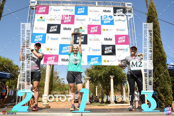Buy your photos of the eventOut Run Trail on Fotop