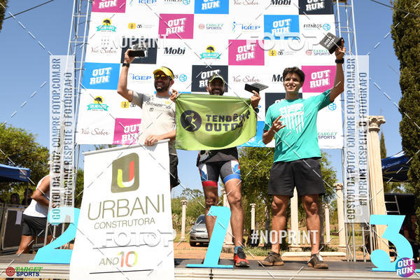 Buy your photos of the eventOut Run Trail on Fotop